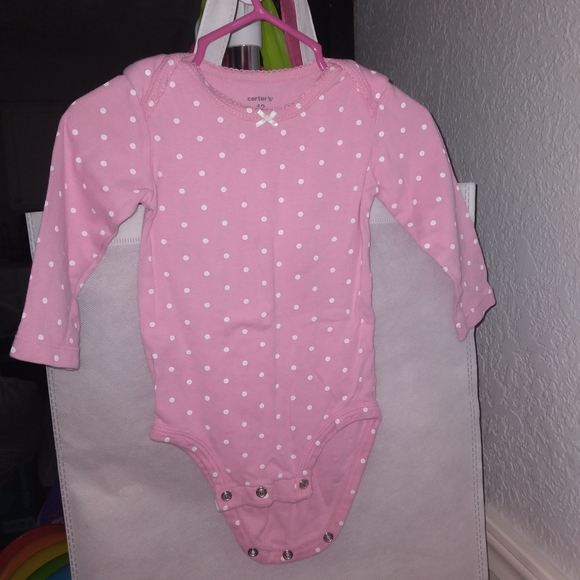 Carter's Pink and White Dotted Onesie 12 Months GUC - Picture 1 of 4